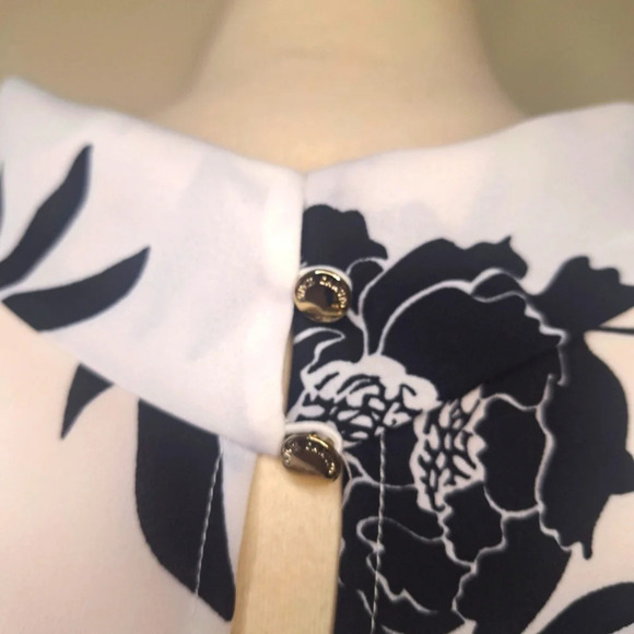 Vince Camuto sleeveless floral top SZ M - Picture 5 of 9